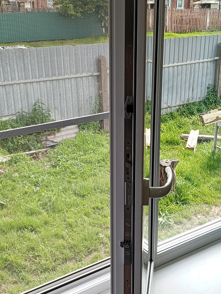 Замена окна в загородном доме фото 2